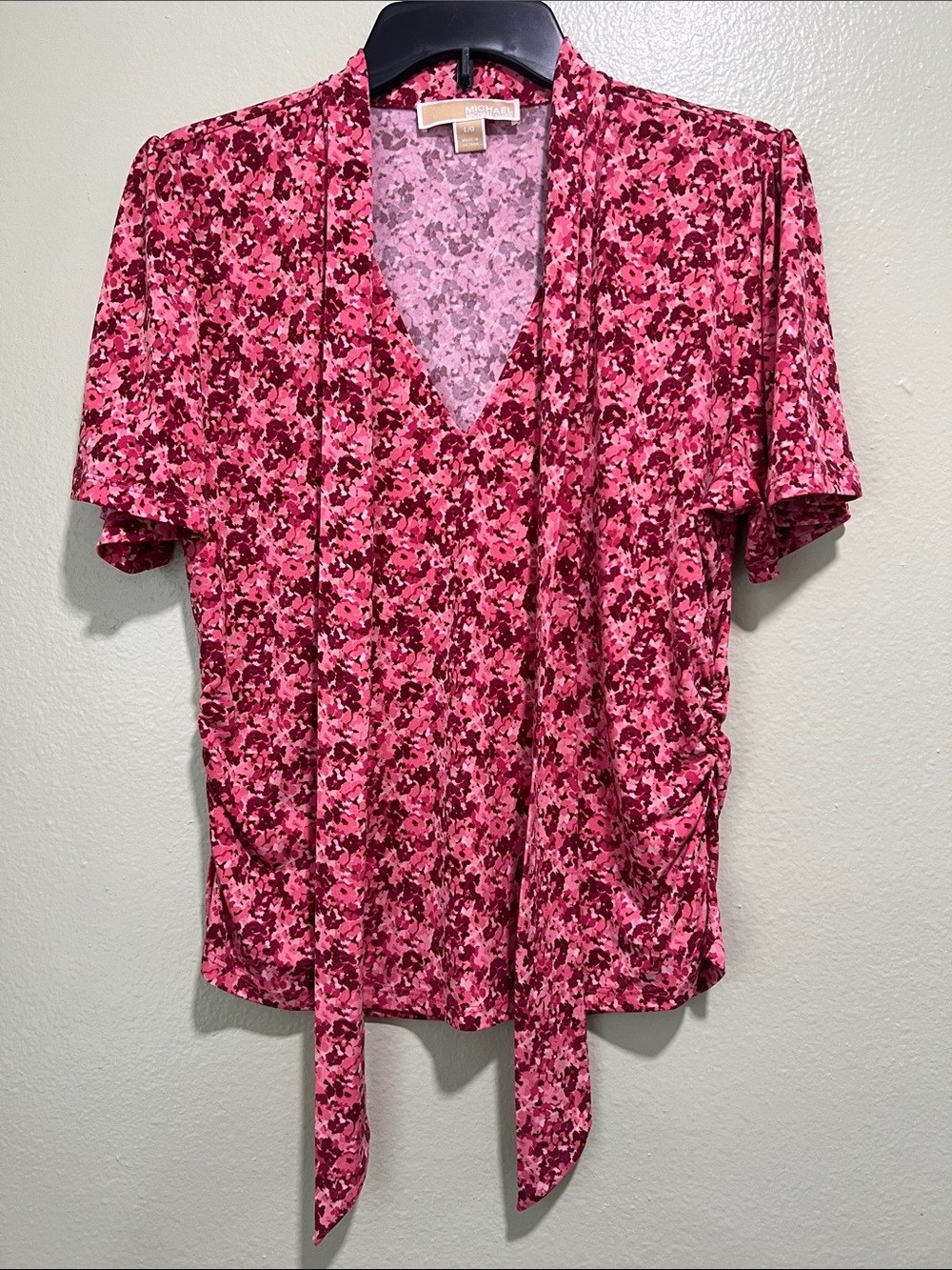 Michael Kors Pink Magenta Floral V-Neck Tie Blouse